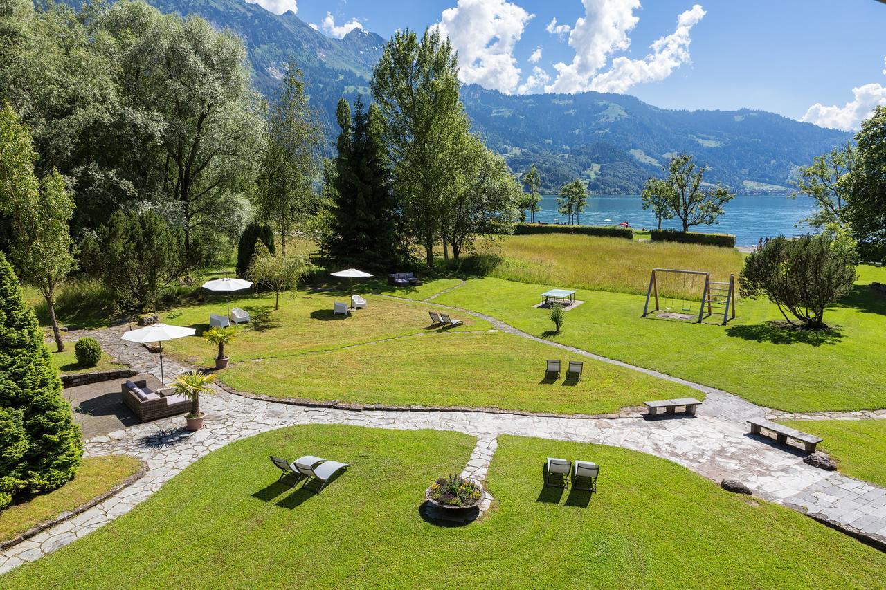 Neuhaus Golf- & Strandhotel Unterseen Esterno foto